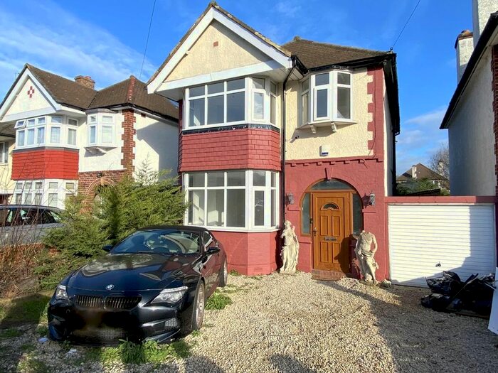 3 Bedroom Detached House To Rent In Manor Drive North, New Malden, KT3