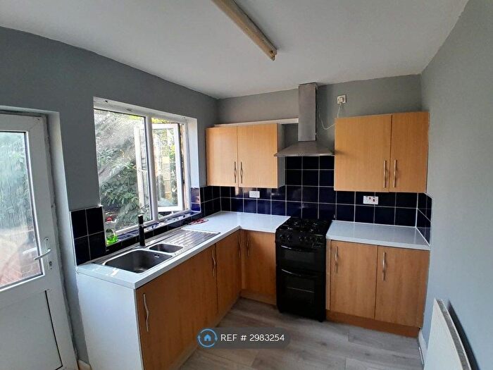 2 Bedroom End Terrace House To Rent In Farndale Avenue, Coventry, CV6