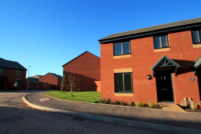 3 Bedroom Property To Rent In Roman Avenue, Exeter EX1