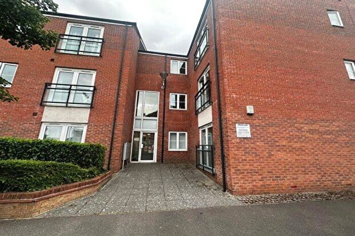 1 Bedroom Flat To Rent In Riverside Drive, Lincoln, LN5