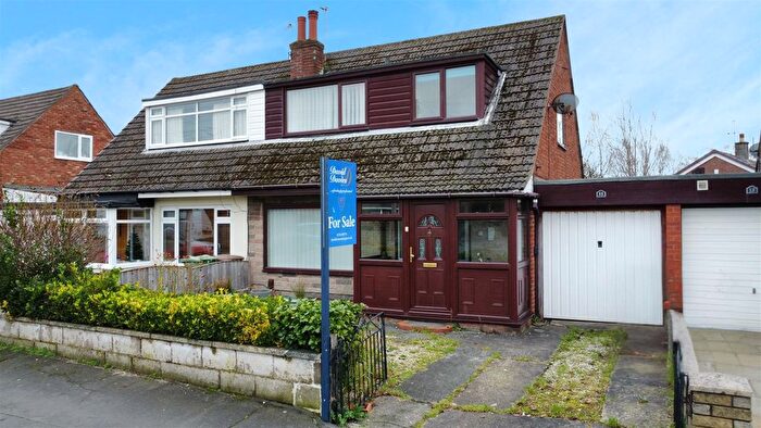 3 Bedroom Semi Detached House For Sale In Kendal Drive, Rainford, St. Helens, WA11