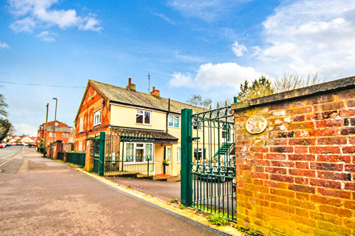 1 Bedroom Apartment To Rent In Chandos Road, Buckingham, MK18