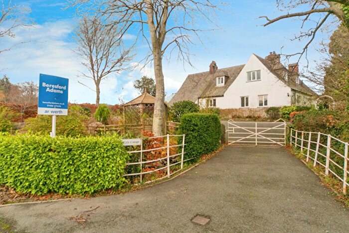 4 Bedroom Detached House For Sale In Tyn-y-Groes, Conwy, LL32
