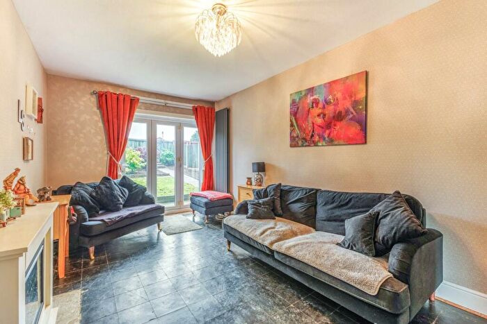 3 Bedroom Terraced House For Sale In Keswick Walk, Walsgrave, CV2