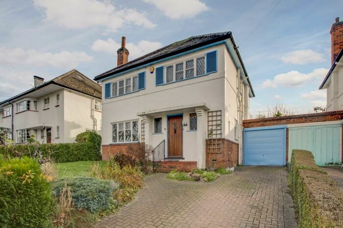 4 Bedroom Detached House To Rent In Cranbourne Drive, Pinner, HA5