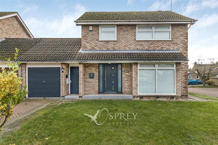 3 Bedroom Link Detached House For Sale In Mildmay Close, Oundle, Northamptonshire, PE8