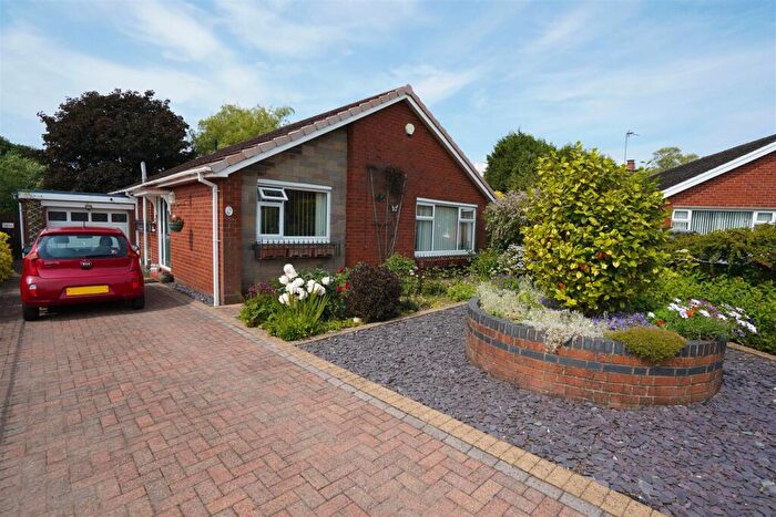 3 Bedroom Detached Bungalow For Sale In Beech Avenue, Anderton, Chorley, PR6