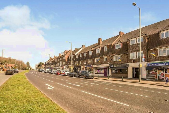 2 Bedroom Flat To Rent In The Parade, Brighton Road, Burgh Heath, Tadworth, KT20