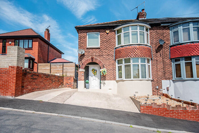3 Bedroom Semi-Detached House For Sale In Castle Hill Avenue, Mexborough, S64