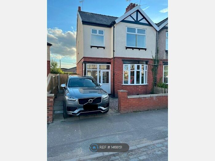 3 Bedroom Semi-Detached House To Rent In Gainsborough Road, Crewe, CW2