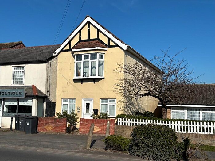 1 Bedroom Flat To Rent In Ashingdon Road, Rochford, Essex, SS4