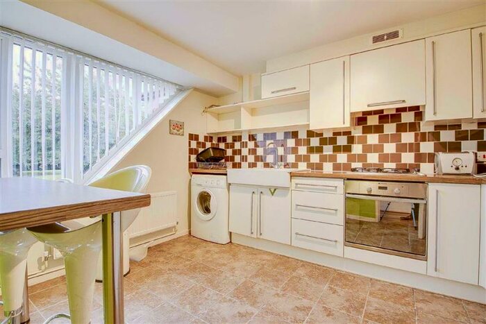 3 Bedroom Terraced House To Rent In Engaine Drive, Shenley Church End, Milton Keynes, MK5