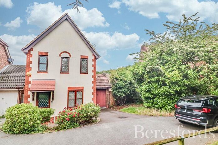 3 Bedroom Detached House For Sale In Bridport Way, Braintree, CM7