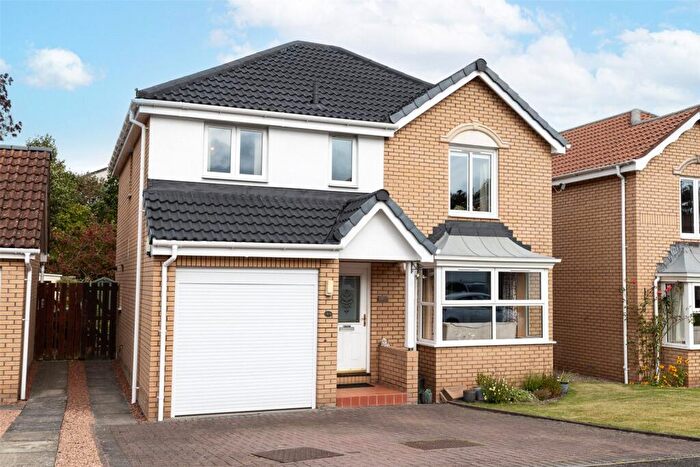 4 Bedroom Detached House For Sale In Innerleithen Way, Perth, PH1
