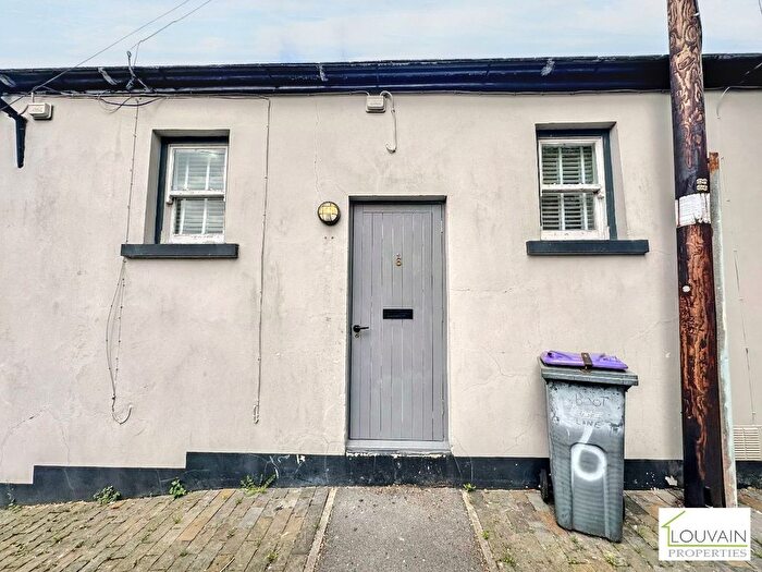 2 Bedroom Flat For Sale In Boot Lane, Blaenavon, Pontypool, NP4