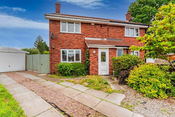 3 Bedroom Semi-Detached House For Sale In Carr Close, Hemingbrough, Selby, YO8