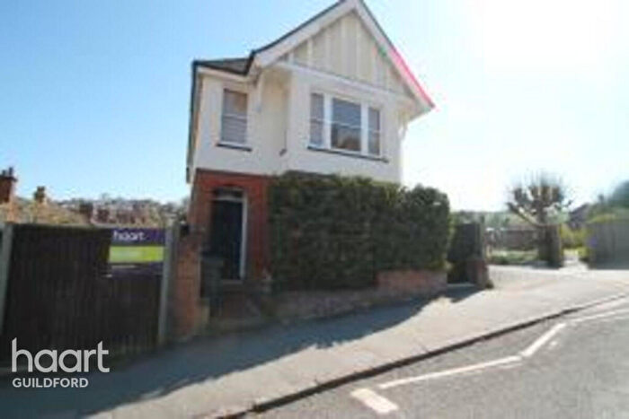 Studio To Rent In Farnham Road, Guildford, GU2