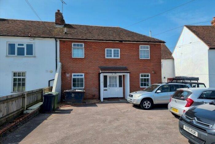 1 Bedroom Studio To Rent In Kennington Road, Ashford, TN24