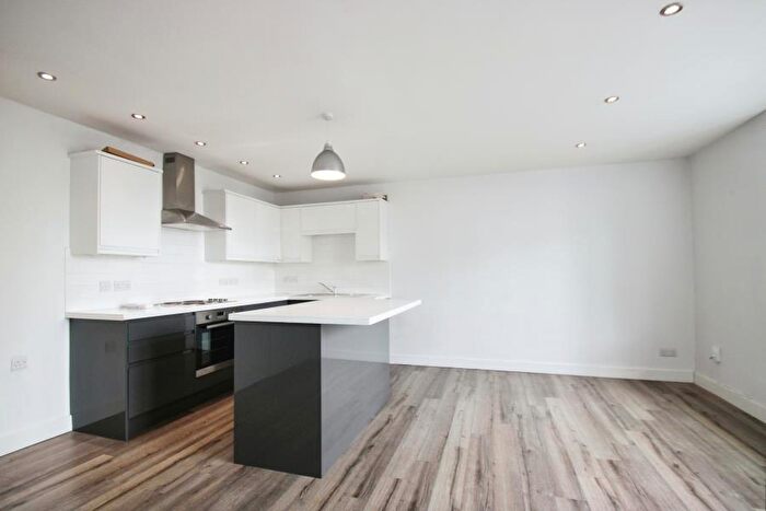 2 Bedroom Flat To Rent In North St - Southville, BS3