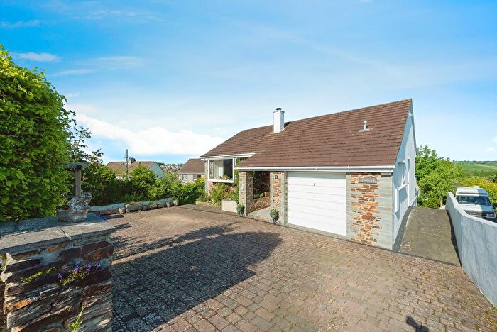 3 Bedroom Detached House For Sale In Valley View, Wadebridge, Cornwall, PL27