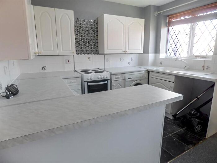 1 Bedroom Maisonette To Rent In Aspen Close, Measham, Swadlincote, DE12