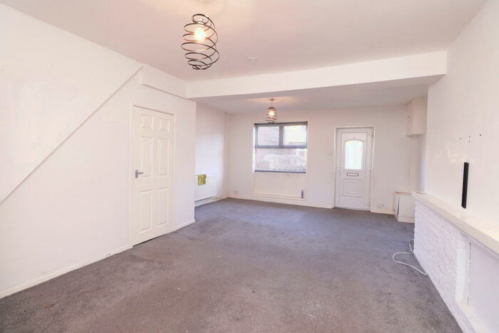 3 Bedroom Terraced House To Rent In Princes Crescent, Edlington, DN12