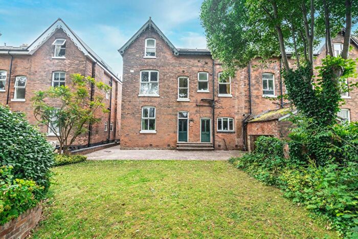 2 Bedroom Flat To Rent In York Road, Edgbaston, Birmingham, B16