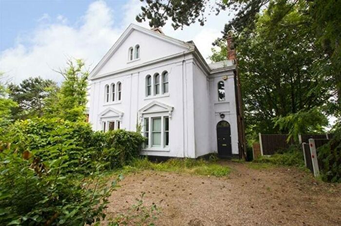 8 Bedroom Semi-Detached House To Rent In Forest Road East, Nottingham, Nottinghamshire, NG1