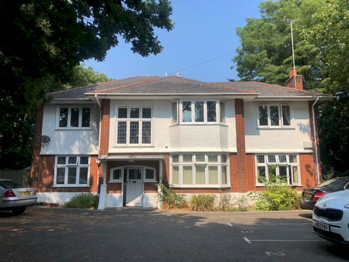 2 Bedroom Apartment To Rent In Nelson Road, Poole, BH12