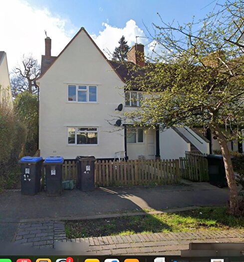 2 Bedroom Maisonette To Rent In Birchwood Road, West Byfleet, KT14