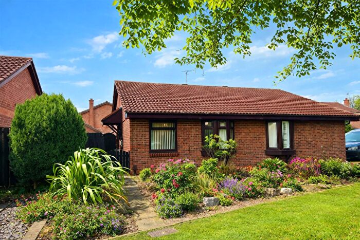 2 Bedroom Semi-Detached Bungalow For Sale In Westgate Road, Darlington, DL3