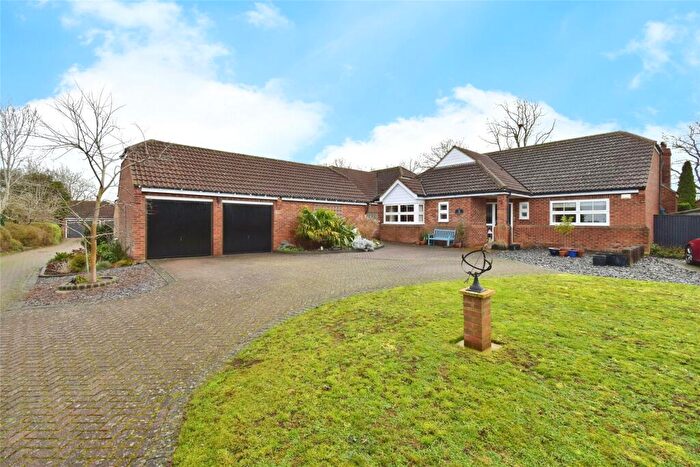 3 Bedroom Bungalow For Sale In Billington Road, Leighton Buzzard, LU7