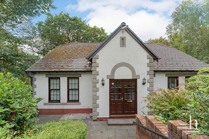 5 Bedroom Detached House For Sale In Chenotrie Gardens, Prenton, CH43