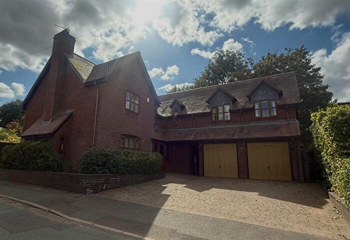 4 Bedroom Detached House To Rent In The Hollies, Horsebrook Lane, Brewood, ST19