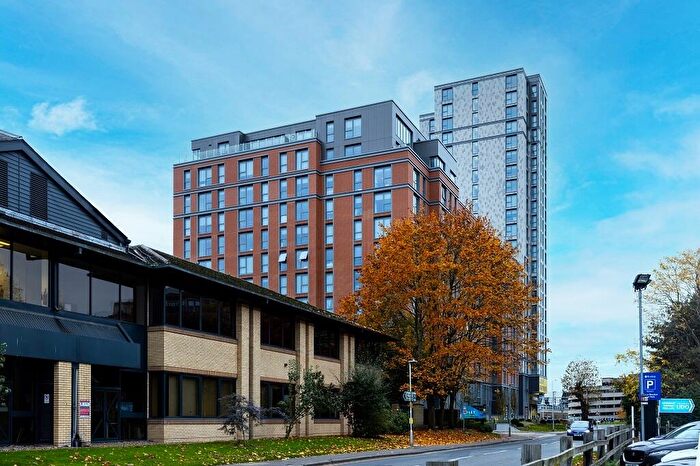 1 Bedroom Flat To Rent In Thames Quarter, Reading, RG1