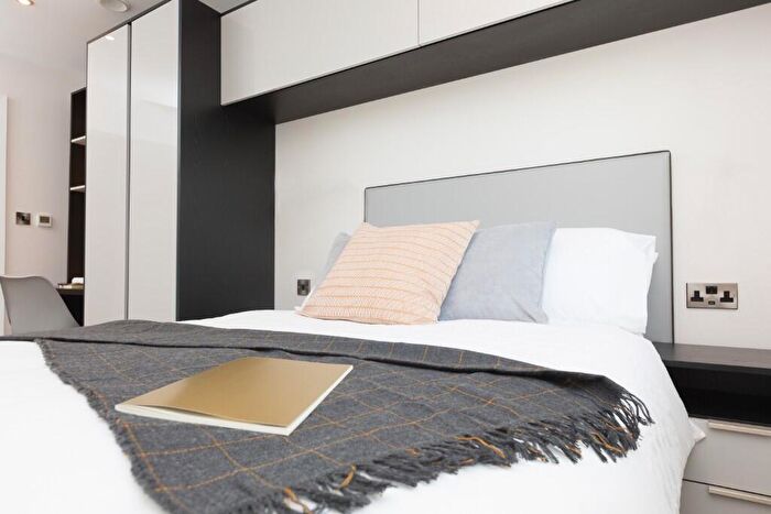 3 Bedroom Apartment To Rent In Bed Apartment, Great Western Street, Manchester, Greater Manchester, M14