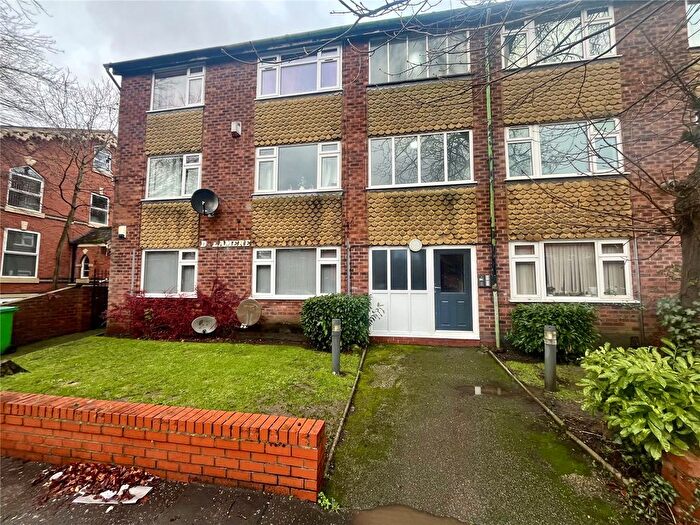 2 Bedroom Flat For Sale In Brook Road, Manchester, Greater Manchester, M14