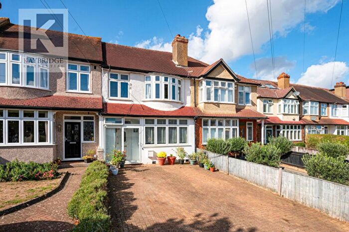 4 Bedroom Terraced House For Sale In Bridgewood Road, Worcester Park, KT4