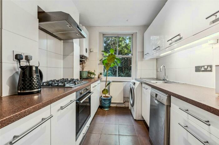 1 Bedroom Flat To Rent In Aubert Park, Highbury, N5