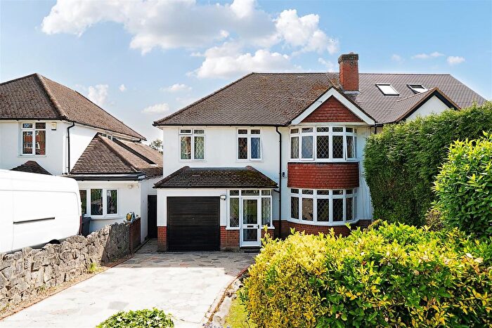 5 Bedroom Semi Detached House For Sale In Middle Road, Denham, UB9