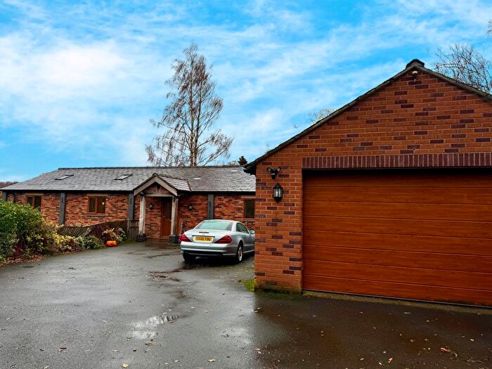 5 Bedroom Property To Rent In School Lane, Congleton, CW12