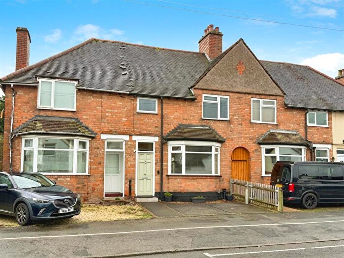 3 Bedroom Terraced House For Sale In Greville Road, Warwick, CV34