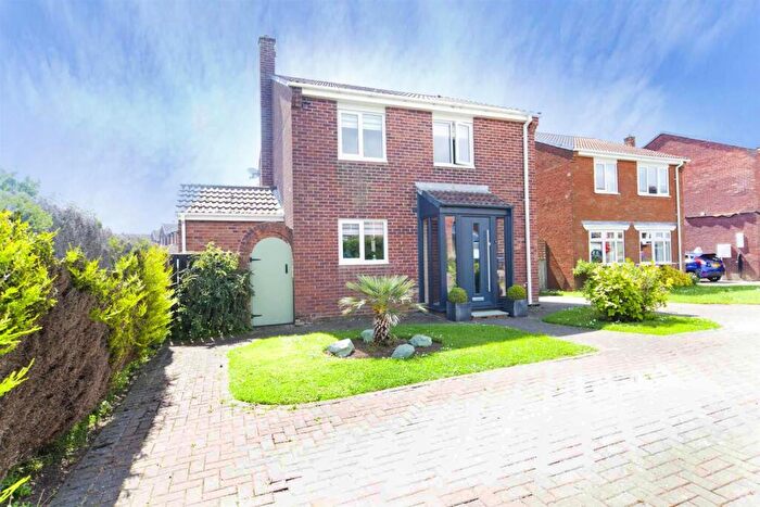 4 Bedroom Detached House For Sale In Bywell Drive, Peterlee, SR8