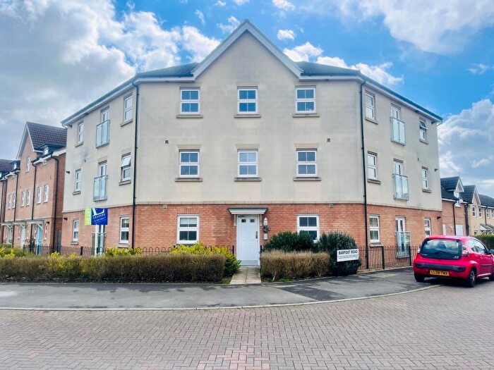 2 Bedroom Flat To Rent In Whites Way, Hedge End, Southampton, SO30