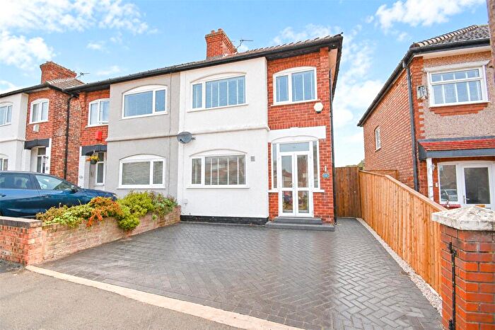 3 Bedroom Semi-Detached House For Sale In Carnsdale Road, Moreton, Wirral, CH46