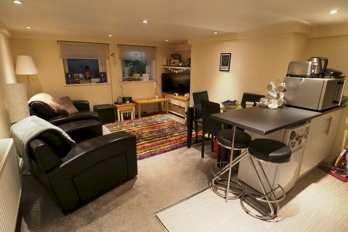 1 Bedroom Apartment To Rent In Stockton Road, Chorlton, M21