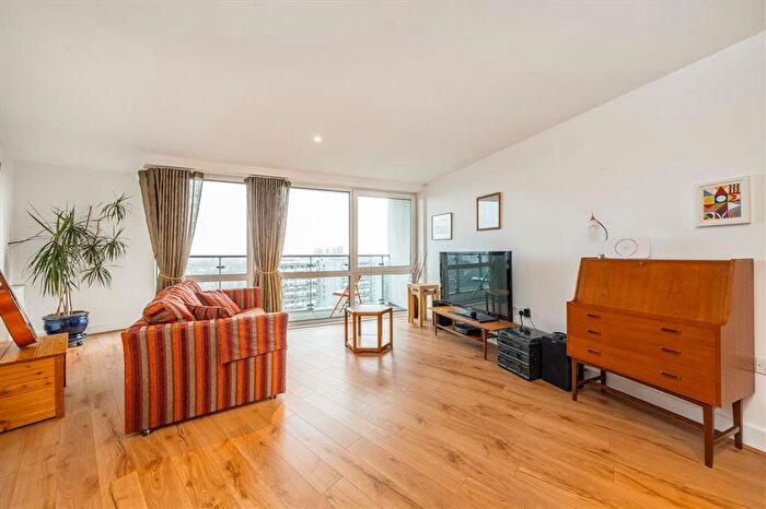 1 Bedroom Flat For Sale In Salamanca Place, Vauxhall, SE1