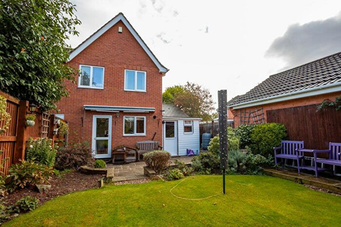 3 Bedroom End Of Terrace House For Sale In Kingfisher Road, Mountsorrel, LE12