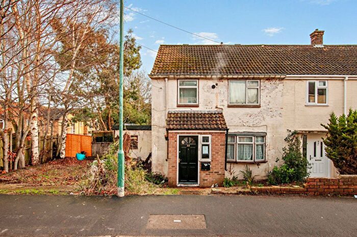 5 Bedroom End Terrace House For Sale In Park View, Sturry, CT2