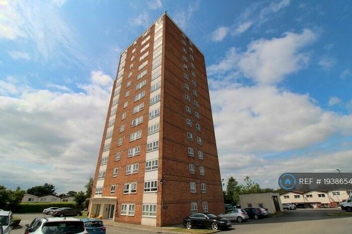 2 Bedroom Flat To Rent In City View, Salford, M7